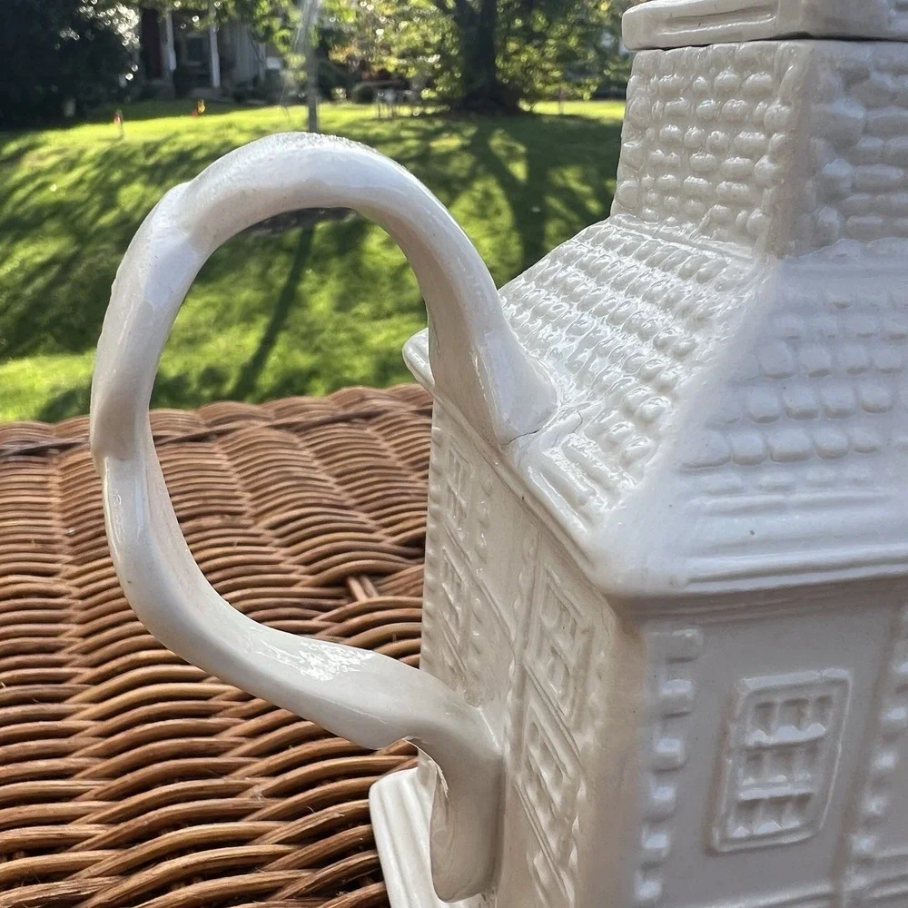 MMA‎ English Staffordshire White Salt Glazed House Form Teapot Vintage